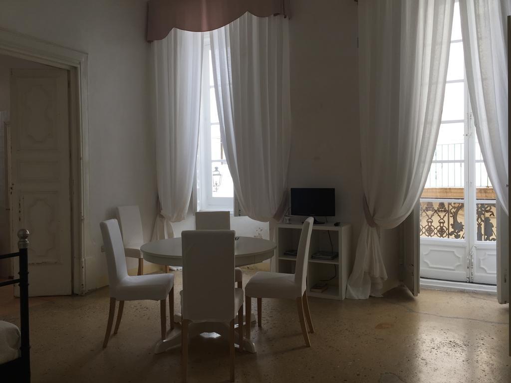 Ferienwohnung Palazzo Doxi Fontana Dimora Storica Gallipoli Exterior foto